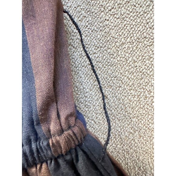 Vintage Striped Midi Dress With Button Closure & Puffed Sleeves - Picture 13 of 14